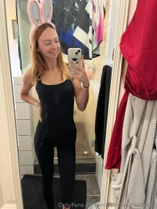 I love this super tight jumpsuit on me part 2