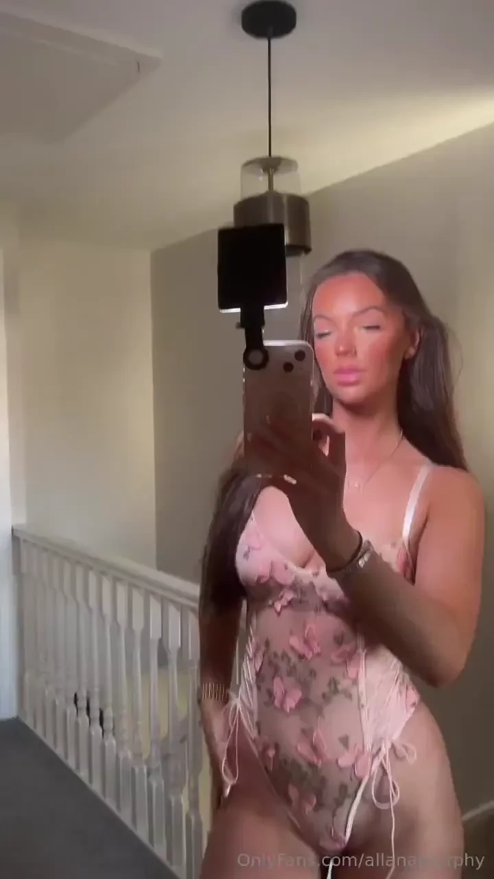 Hey all new subs thanks for joining i send new ppv s to unlock every 