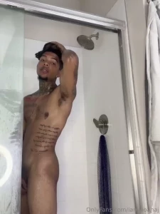 After sweaty gym session had hopped in for a quick soapy shower hope u