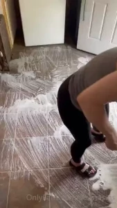 Scrub scrub