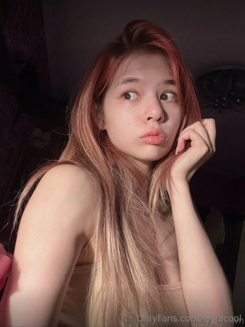 Miley_brown her miley_brown mouth and pussy is soaking wet and hot for part 19 