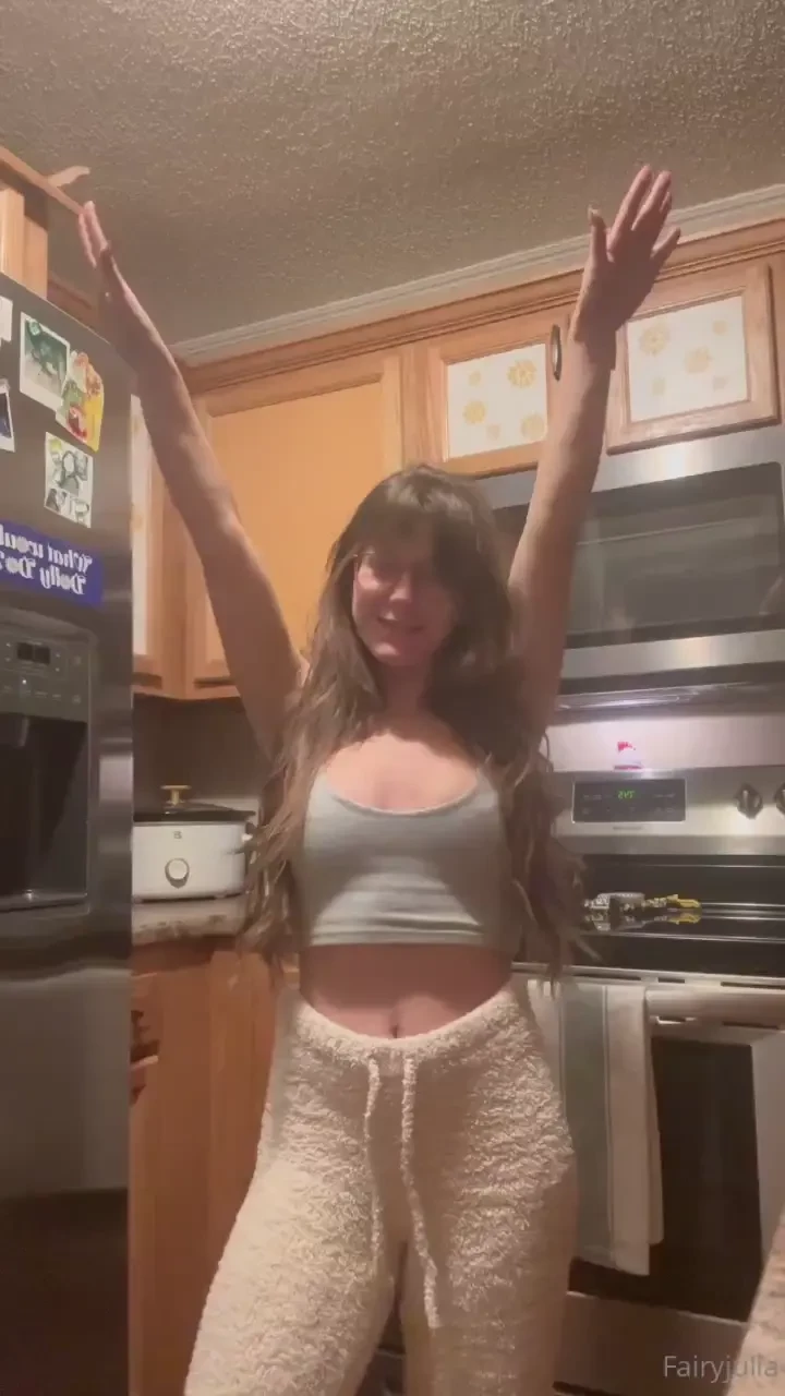 Always in comfy clothes with no makeup on 