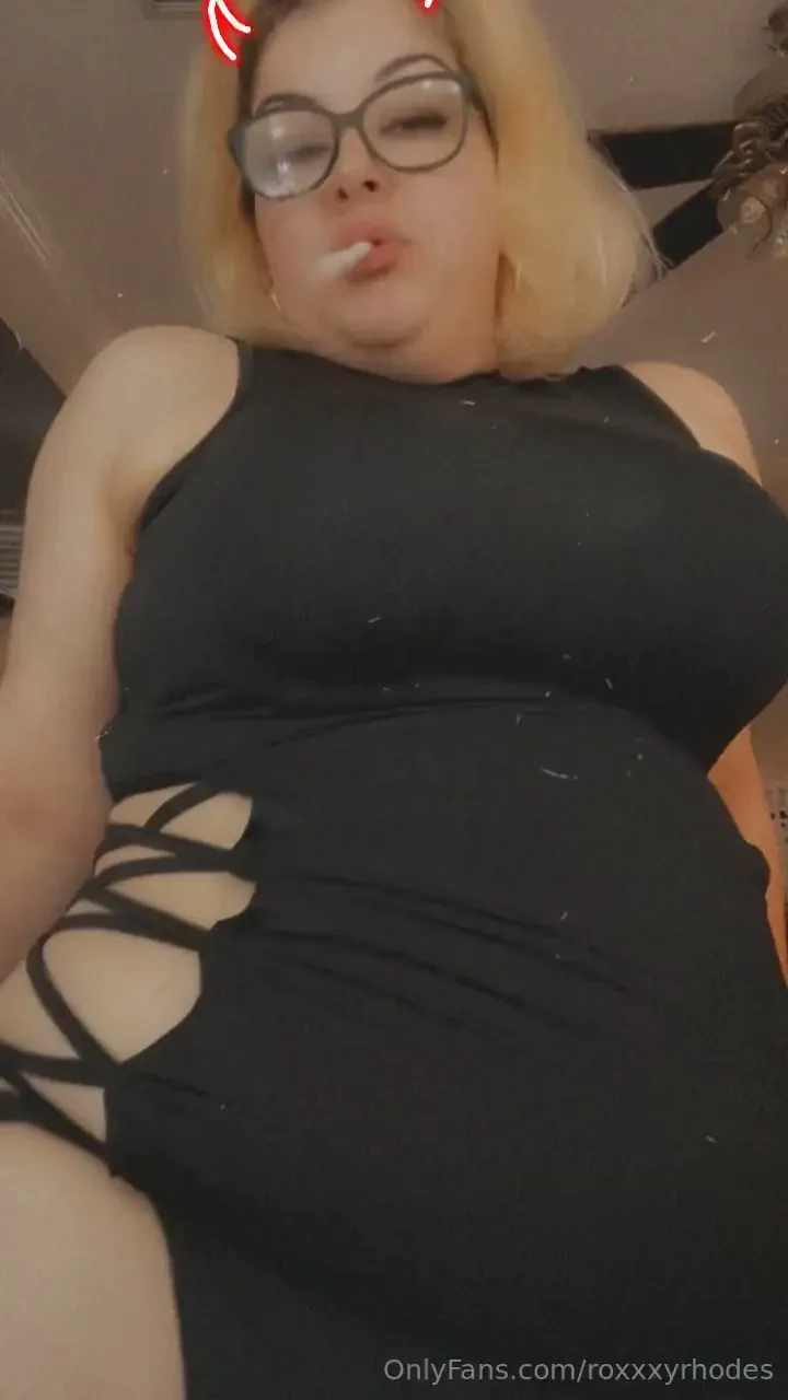 New dress came in time for some new content i m thinking sloppy smokey 