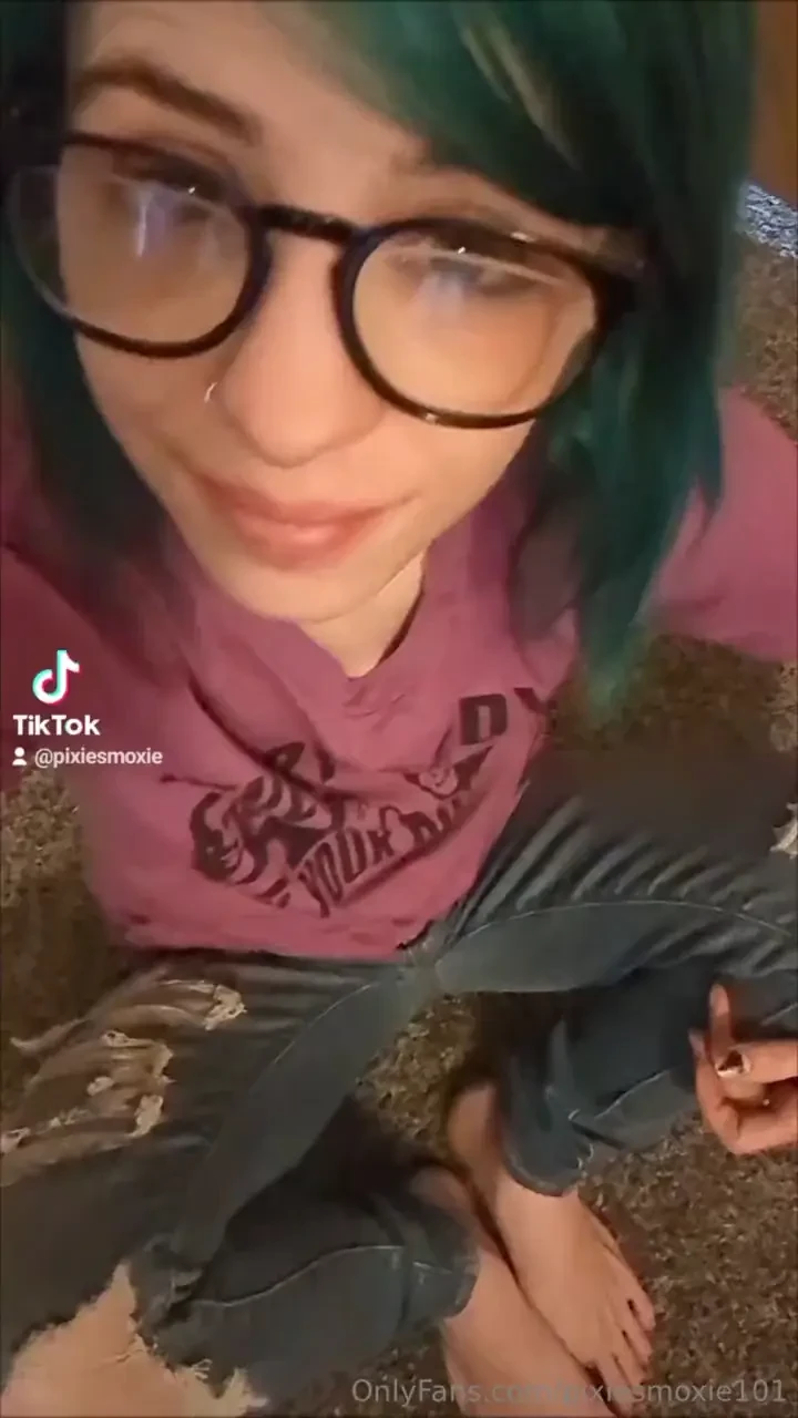 Don t miss the vip page subscribe pixiesmoxie petite cutie of offering part 1 