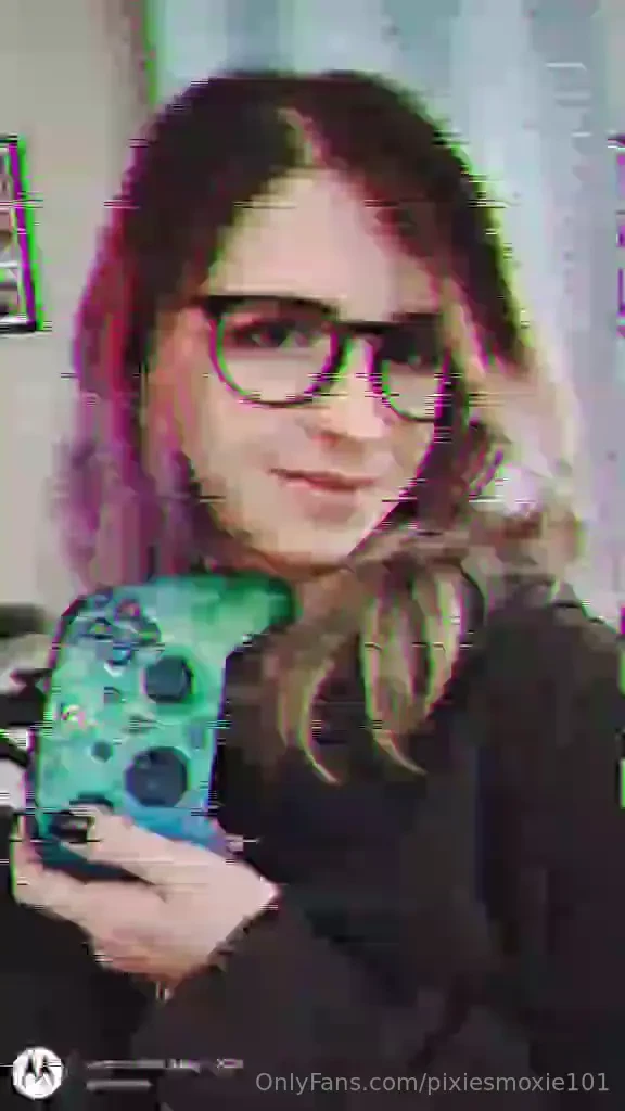 Pink hair comfy setup and ready to game or maybe just pose for you 