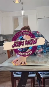 Tomorrow at 22h cet your favorite housewife has prepared for you a set