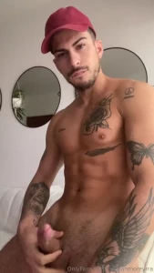 I love to masturbate i couldn t go a day without doing it are you the