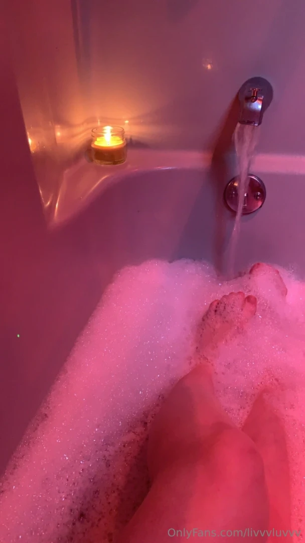 Todays bath time fun almost 2 minute video of me in my bubble bath part 1 