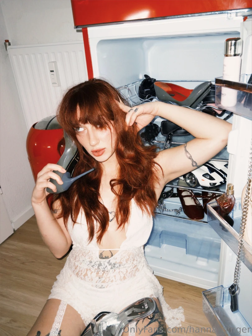 I m hannah and i know how to be different 