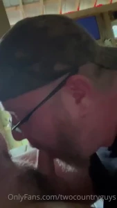 Daddy loves to suck