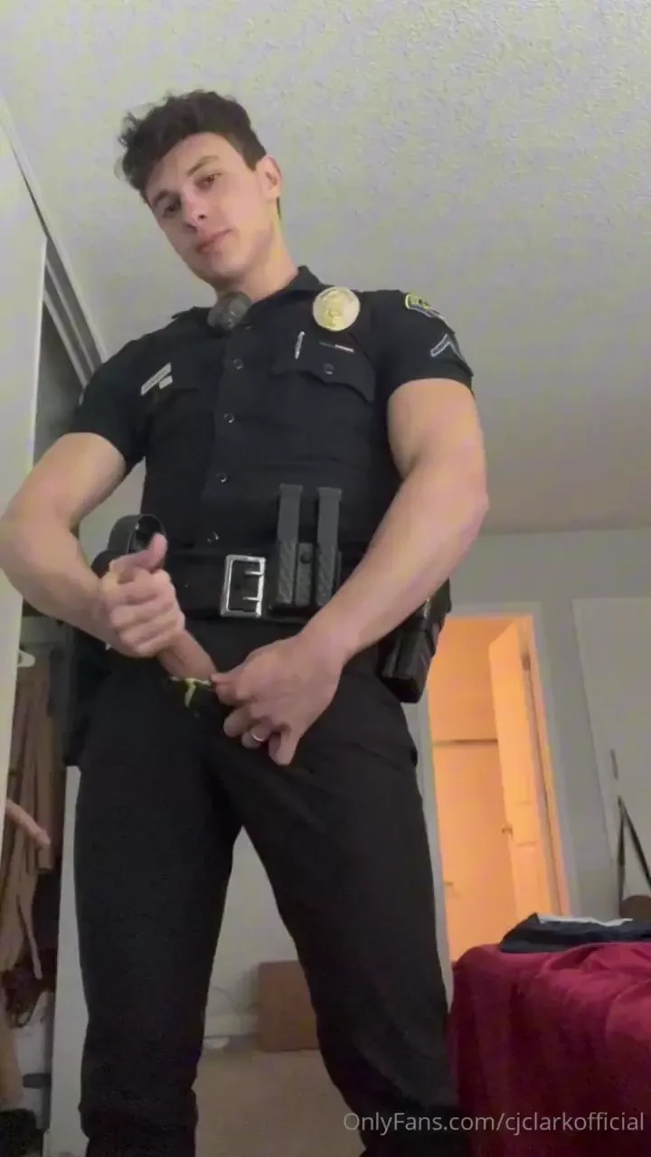 Make sure you have auto renew on so you get my tbt police officer 