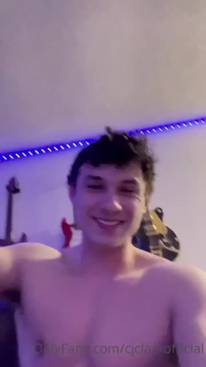 Full video of me using my fuck machine on my 18 year old hole 