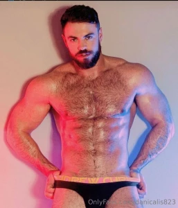 Brunowolfx from the first models of the onlyfans website enjoy 4 years part 2