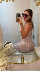 Hiii the booty is kinda bootying today