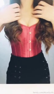 317525699000803328 part 16