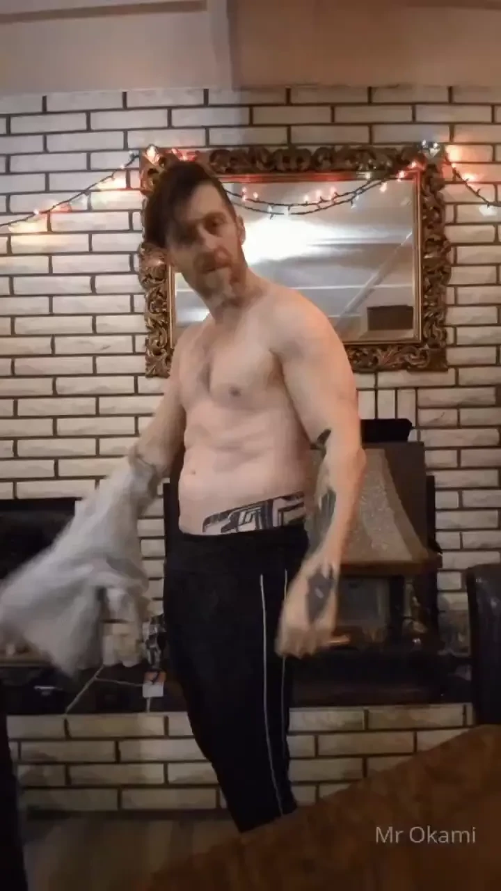 Anyone getting themselves into the holiday spirit yet 