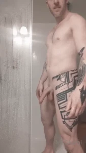 Don t think i ll let you get in to the weekend without a little bit