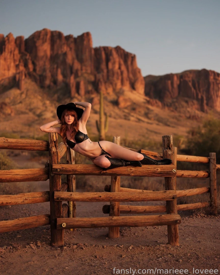 Rest of the set cowgirl western photoshoot 