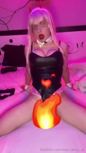 Hiiii i get a new toy and i really enjoy it hope you like watch me