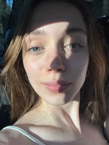 My eyes i would like to tell you about a small part of myself i have part 1