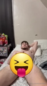 Decided to do a new angle for y all what do you think spread out on my