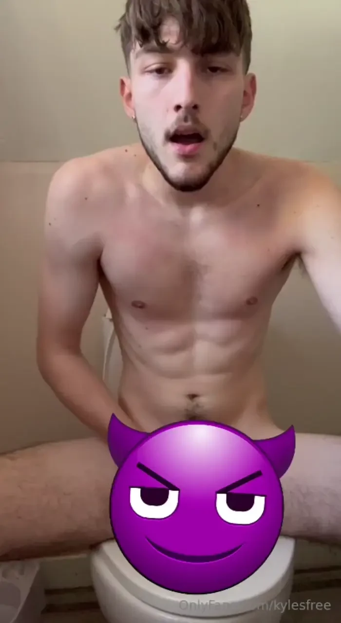 Do you like my cum face i literally nutted so hard it felt so good 