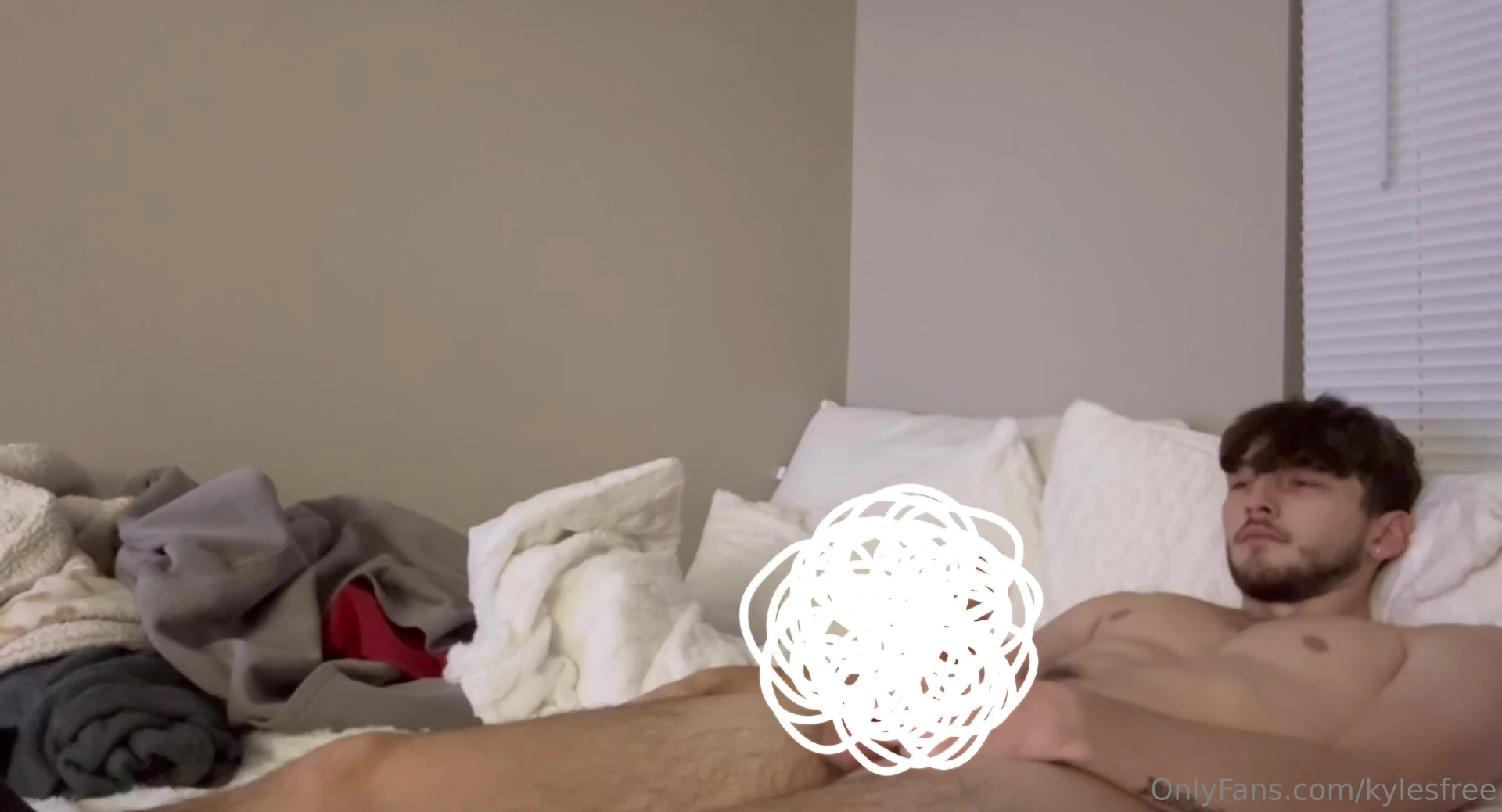 You ever get in bed and then straight away get super horny that was me 