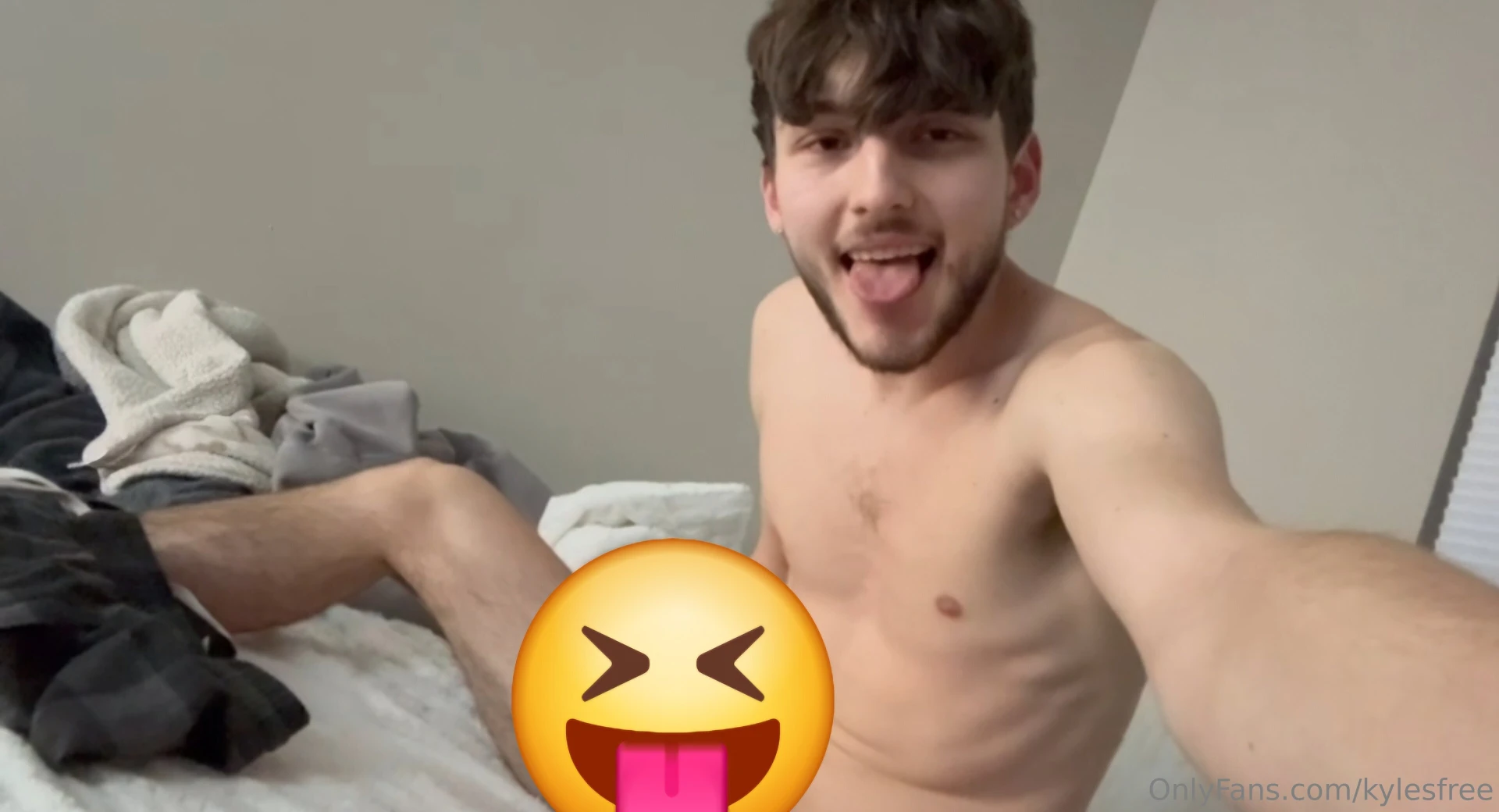 You ever get in bed and then straight away get super horny that was me part 1 