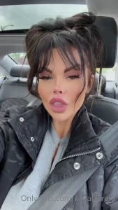 Oh hi you my type babe