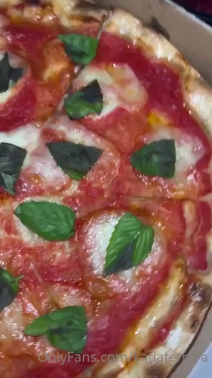 Who ever can guess what i ate yesterday gets a free nude sexxxy video 