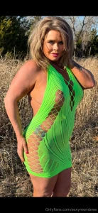 I m like honey smooth sweet and irresistible