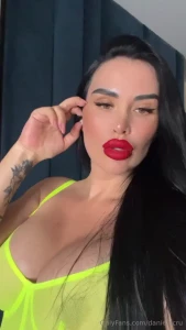 Te astept pe paginea mea vip baby https onlyfans com danielacrudu1