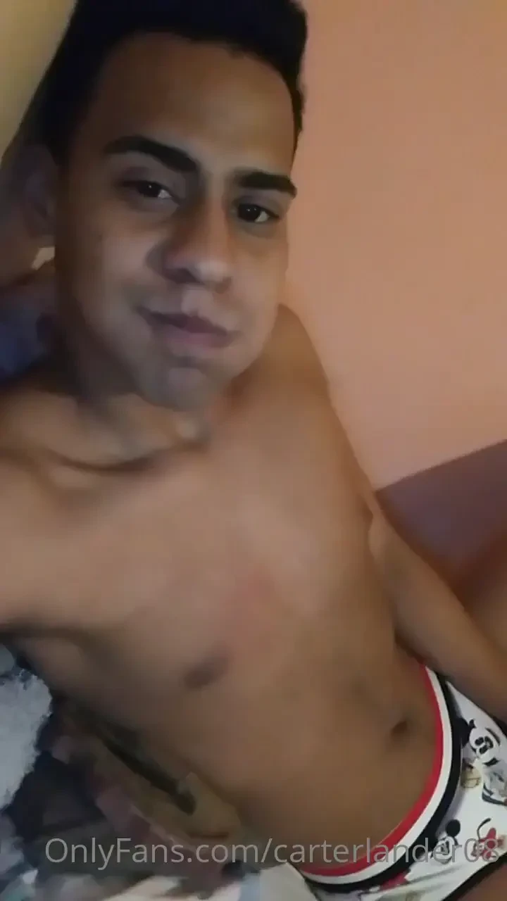 Si quieres ver m s s gueme mi instagram carterlander08 y escr beme al 