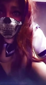 Pretend you re behind me fucking my brains out