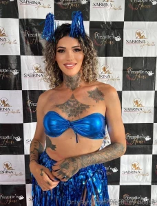 Off 40 firt month nbsp prezottes_house this seductive ts temptress