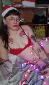 Wannna spend the holidays with me i already have ur gif hun