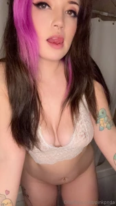 Cum fill my bare pussy