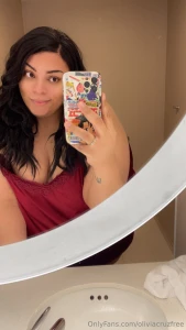 Who tryna hit my dms