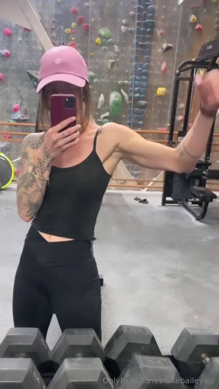Lol - okay - this video makes me laugh because i don t even workout my 
