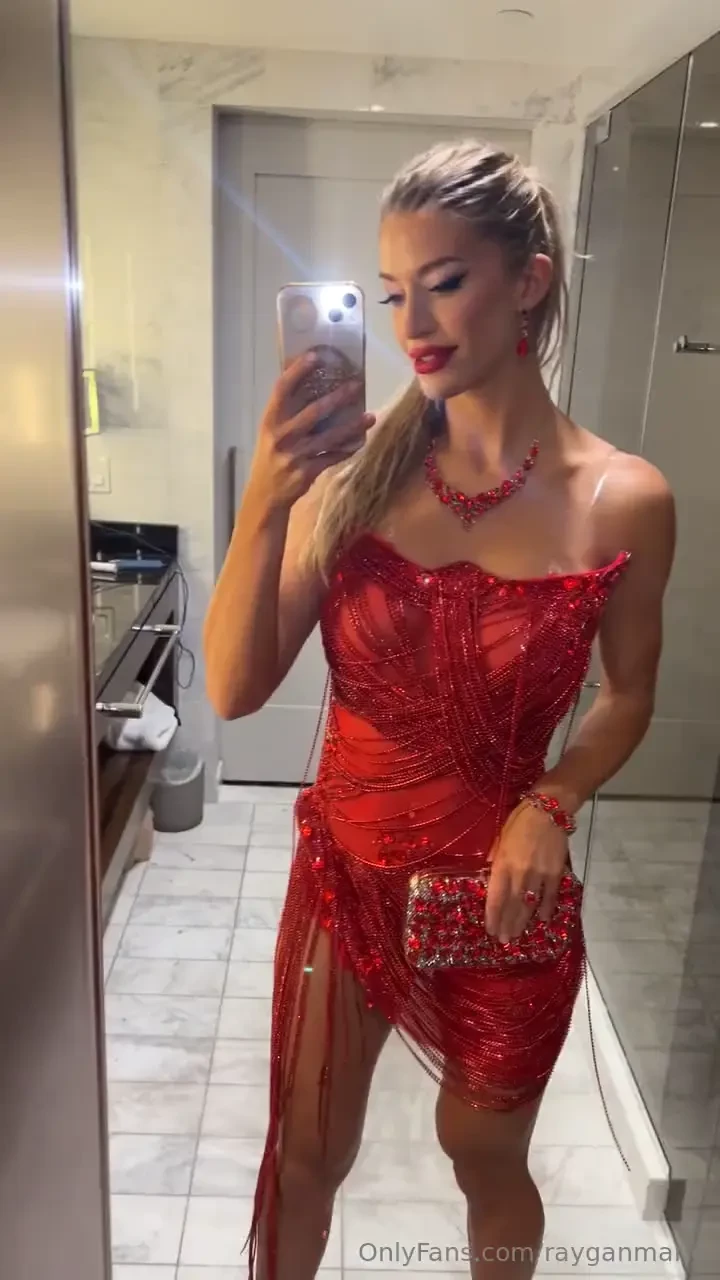 I ve always been a blue kind of gal but i think color red is starting 