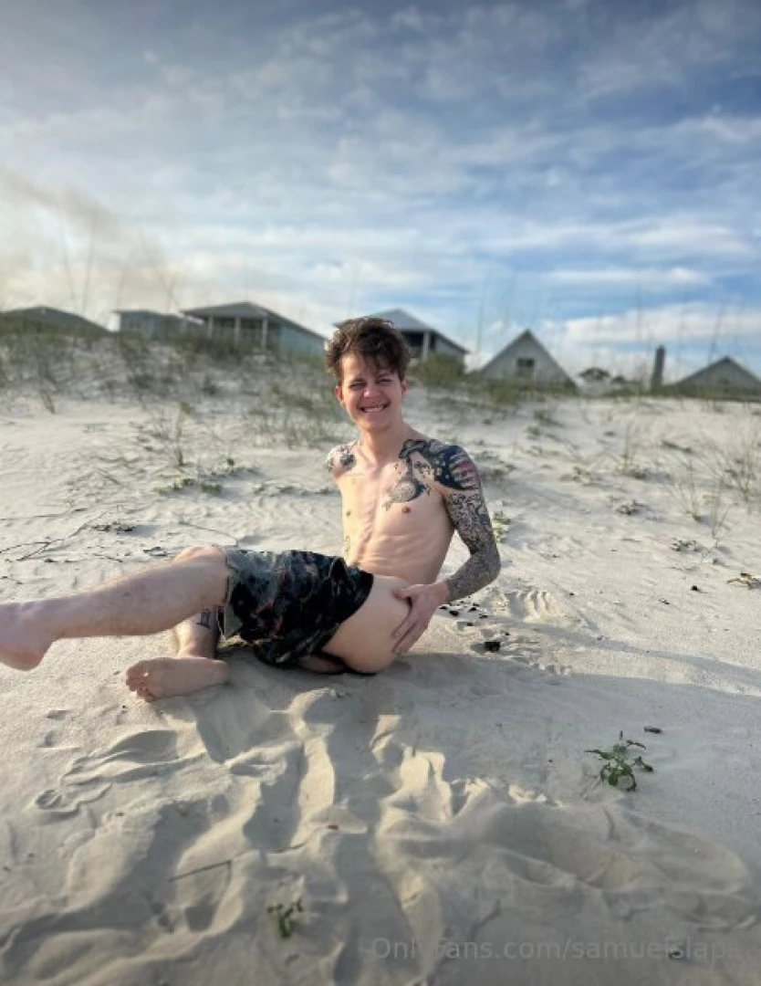 Feeling risky rn wanna do it out in the open 