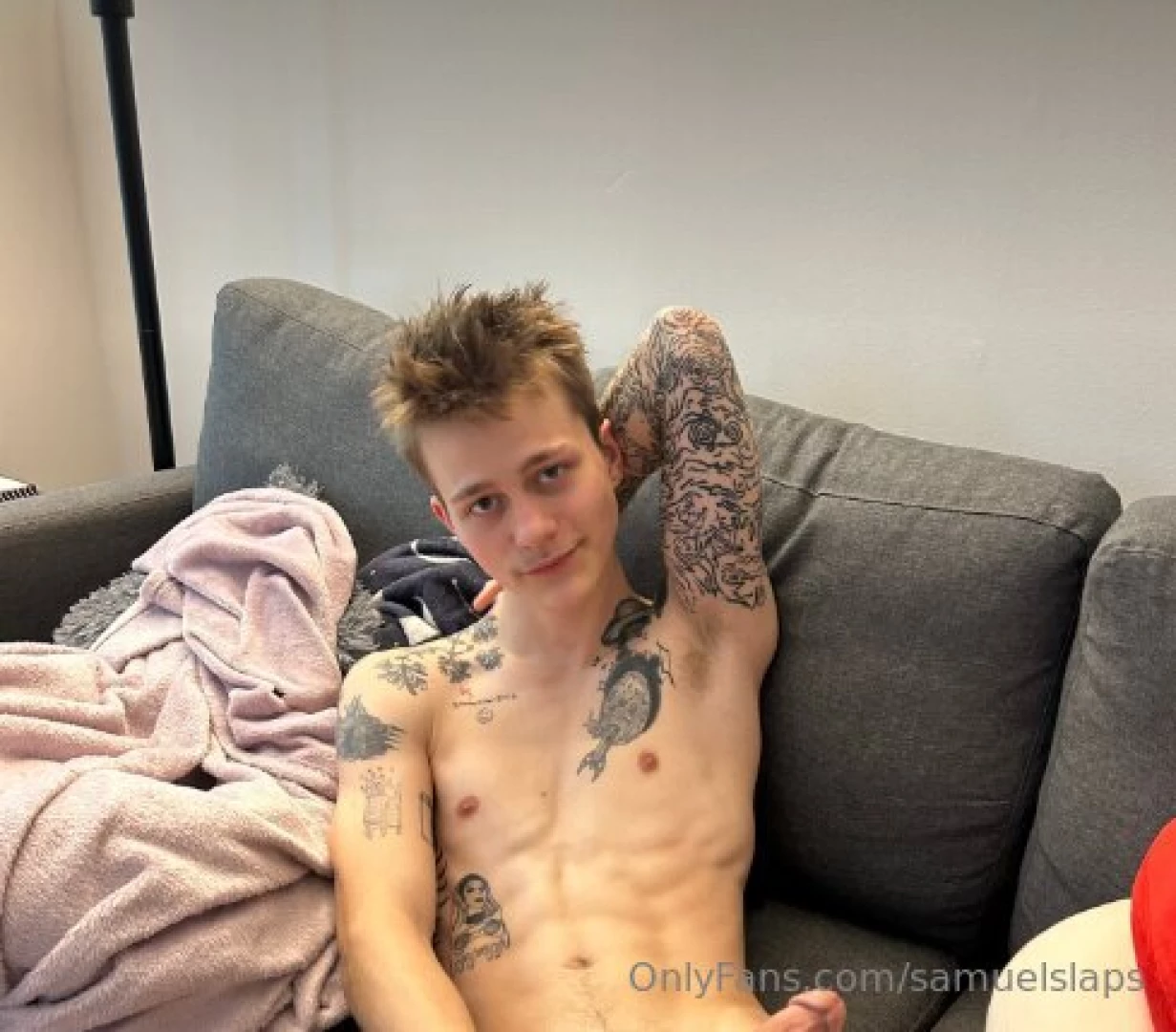 Im just waiting for you here in my couch 