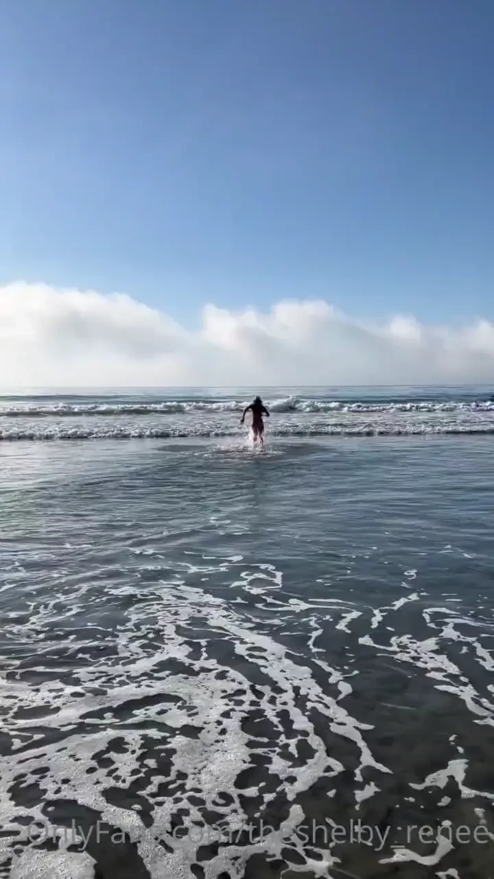 Me running into 2023 like ivyxlegsvip 