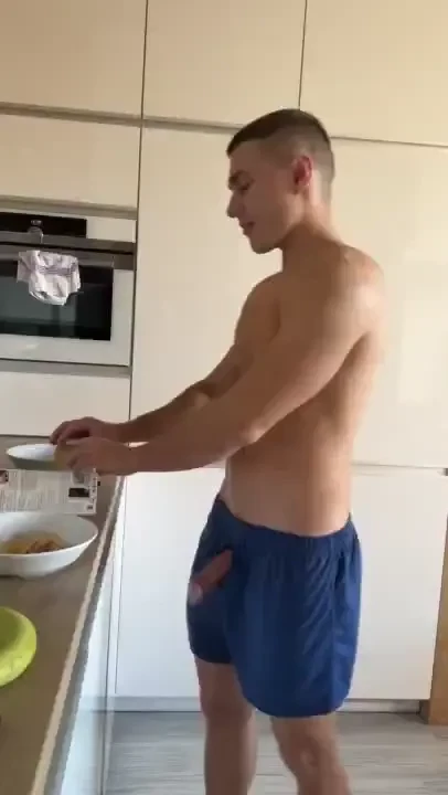 Good morning babe shall i make you breakfast 