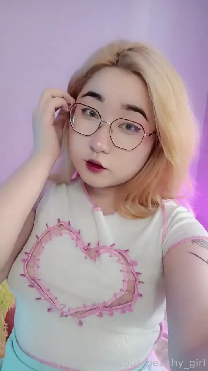 Do you wanna play with me fyp petit teen young gamer babyface 