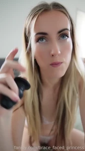 Just 15 minutes of ass plugging and play from your favorite brace-face