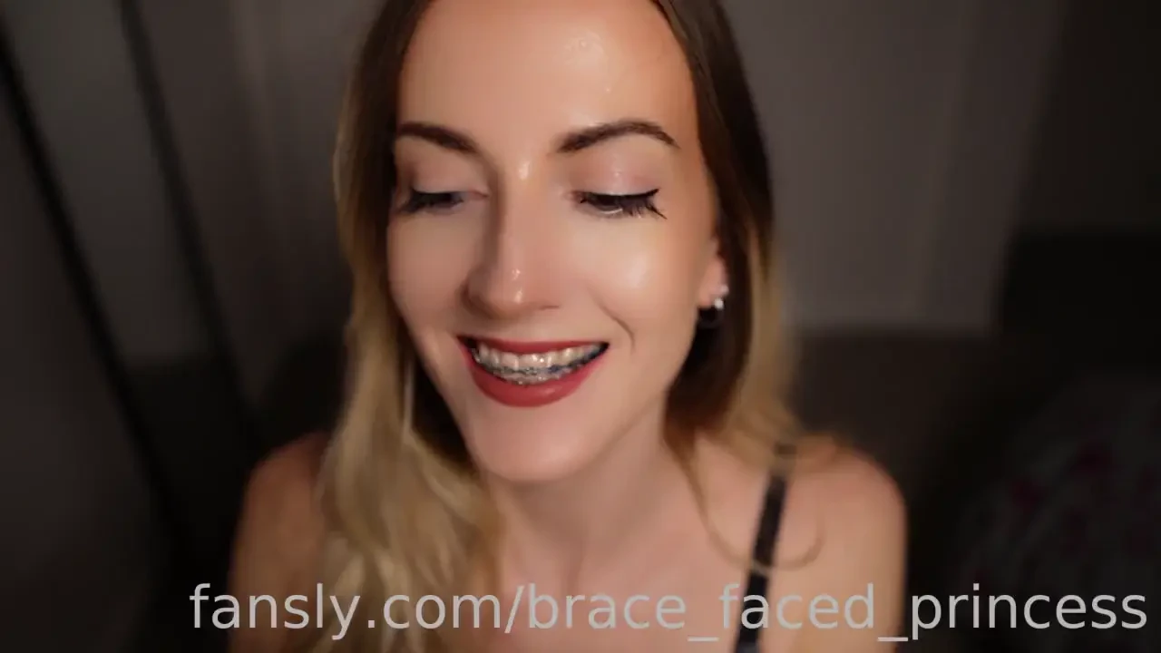 I think i put too many elastics on my braces because this was tight 