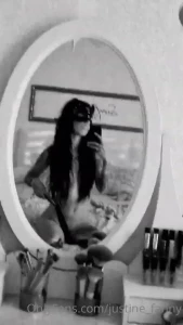 Viens voir ma tresse justine elle va te donner une bonne le on