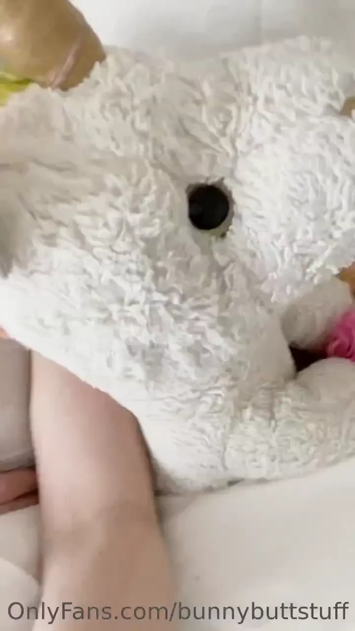 Wishing daddy a good pluggies morning and the making of caught on my 