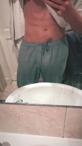 Who wants to cum over for a pyjama party x part 1